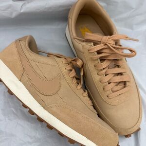 Nike DBreak Retro (women) Tan/Vachetta